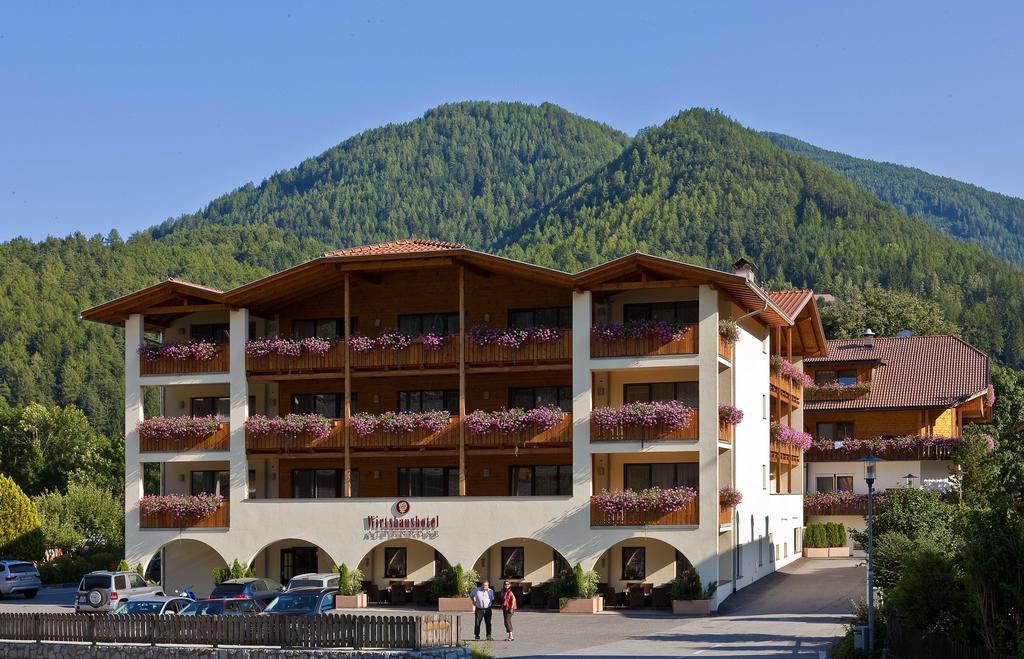 Wirtshaushotel Alpenrose San Lorenzo di Sebato Esterno foto