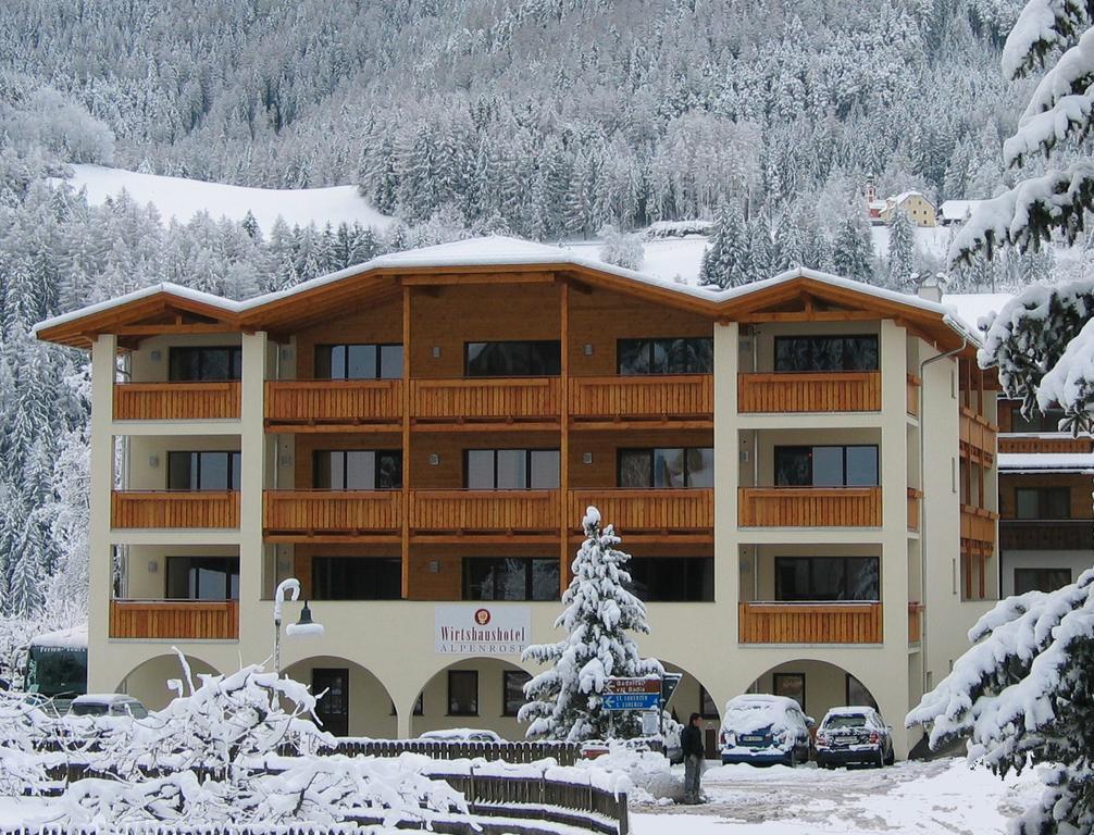 Wirtshaushotel Alpenrose San Lorenzo di Sebato Esterno foto