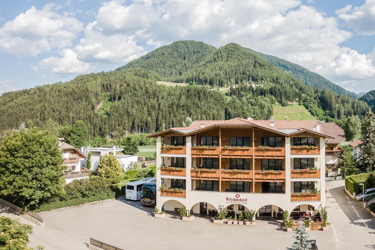 Wirtshaushotel Alpenrose San Lorenzo di Sebato Esterno foto